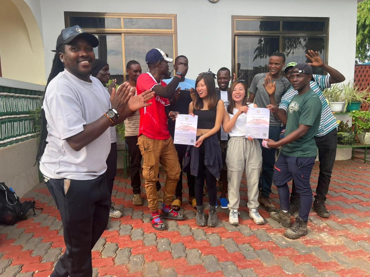 Kilimanjaro Trekcity Hostel Moshi Ngoại thất bức ảnh
