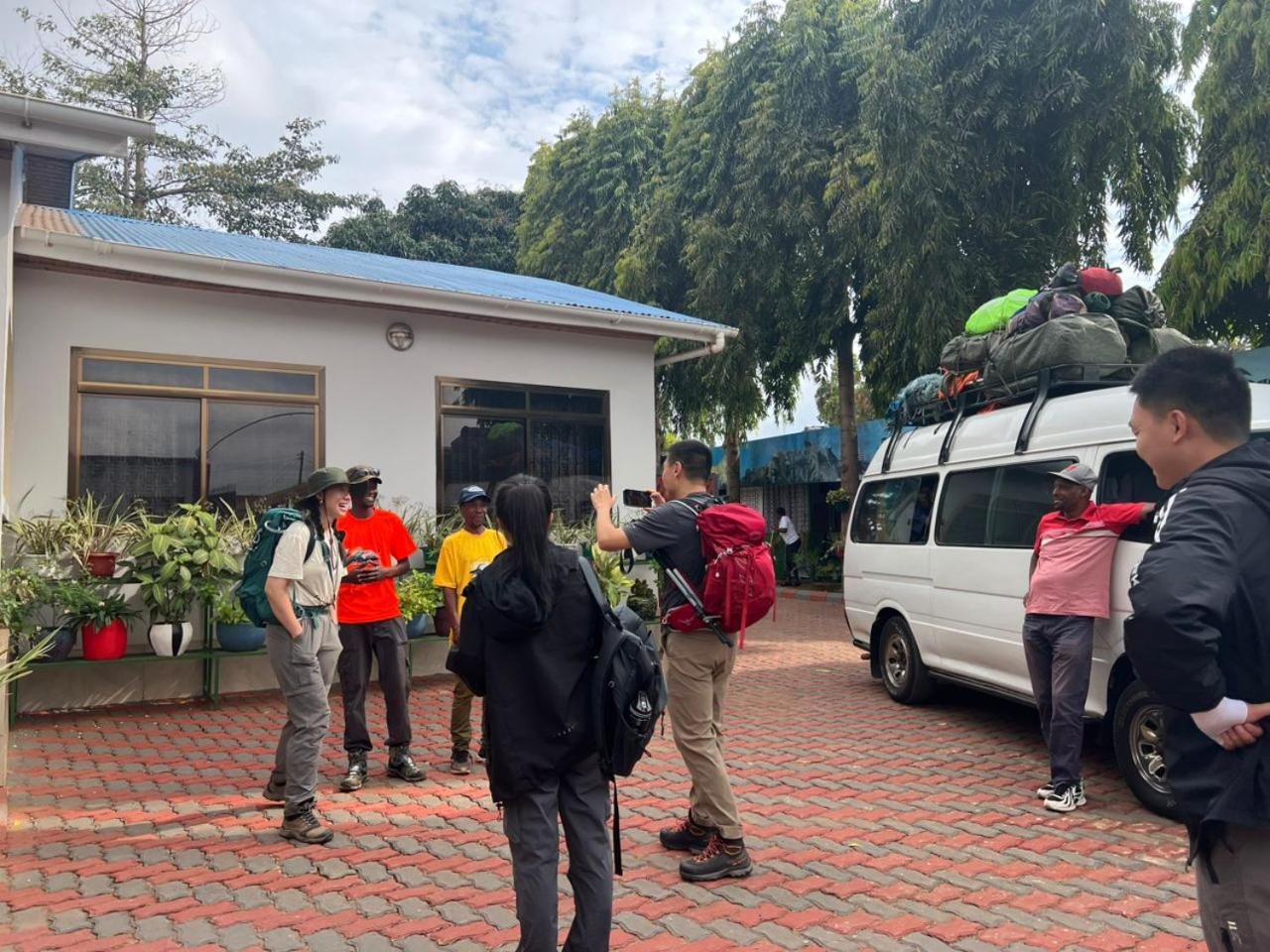Kilimanjaro Trekcity Hostel Moshi Ngoại thất bức ảnh