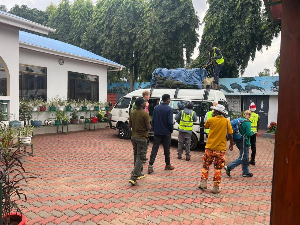 Kilimanjaro Trekcity Hostel Moshi Ngoại thất bức ảnh